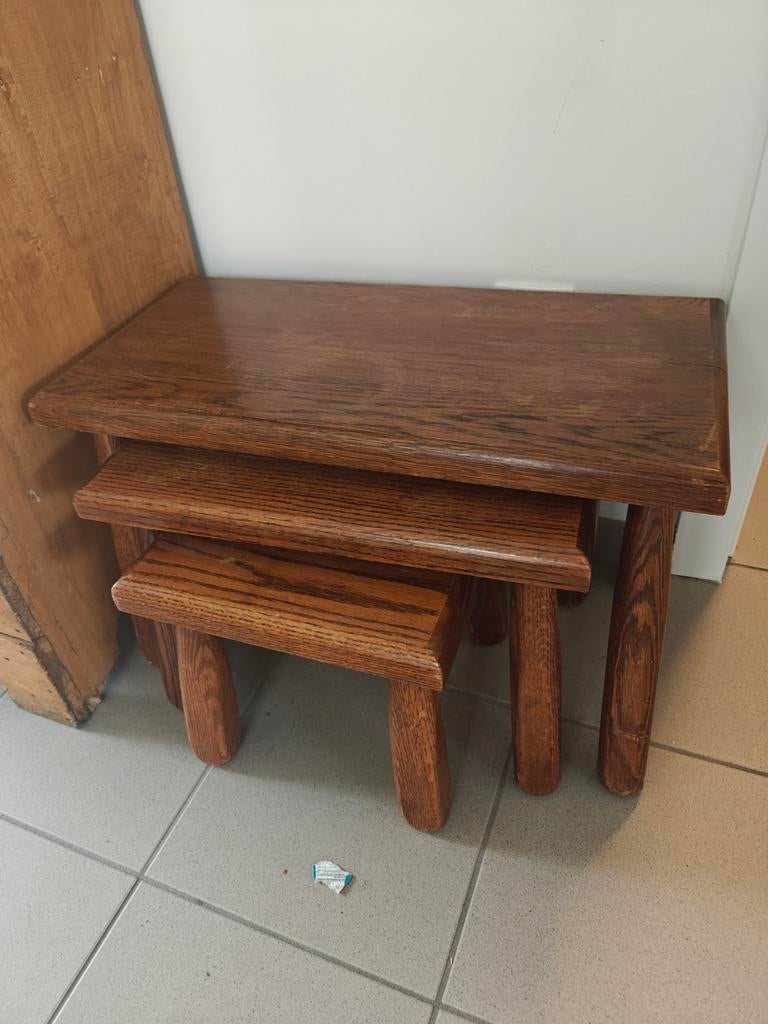 Vintage massief houten eiken nesttafels – set van 3 – retro”, Ophalen
