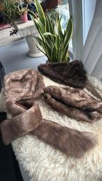 3 stuks vintage bont mutsen, Ophalen of Verzenden, Zo goed als nieuw