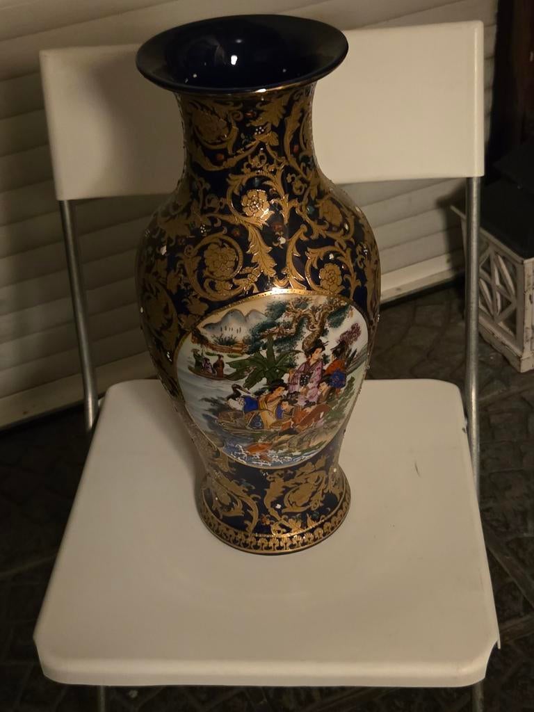 Chinese vaas, Enlèvement ou Envoi