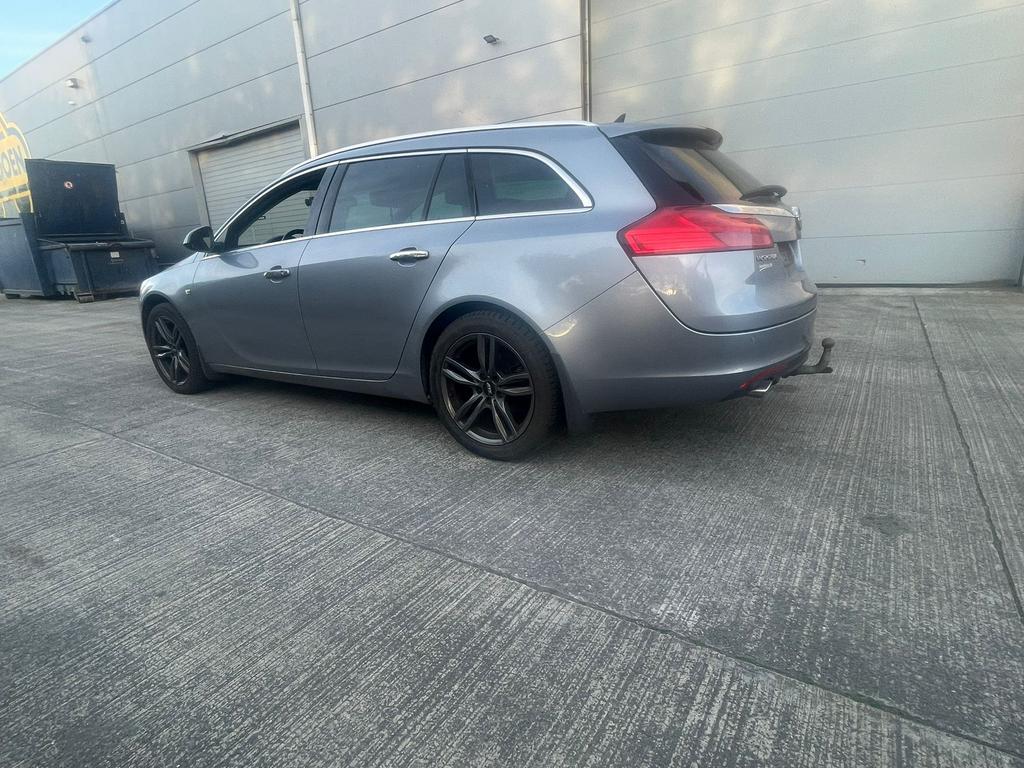 Opel insignia, Autos, Opel, Entreprise, Insignia, Diesel, Euro 5, 5 portes, Automatique, Gris, Enlèvement