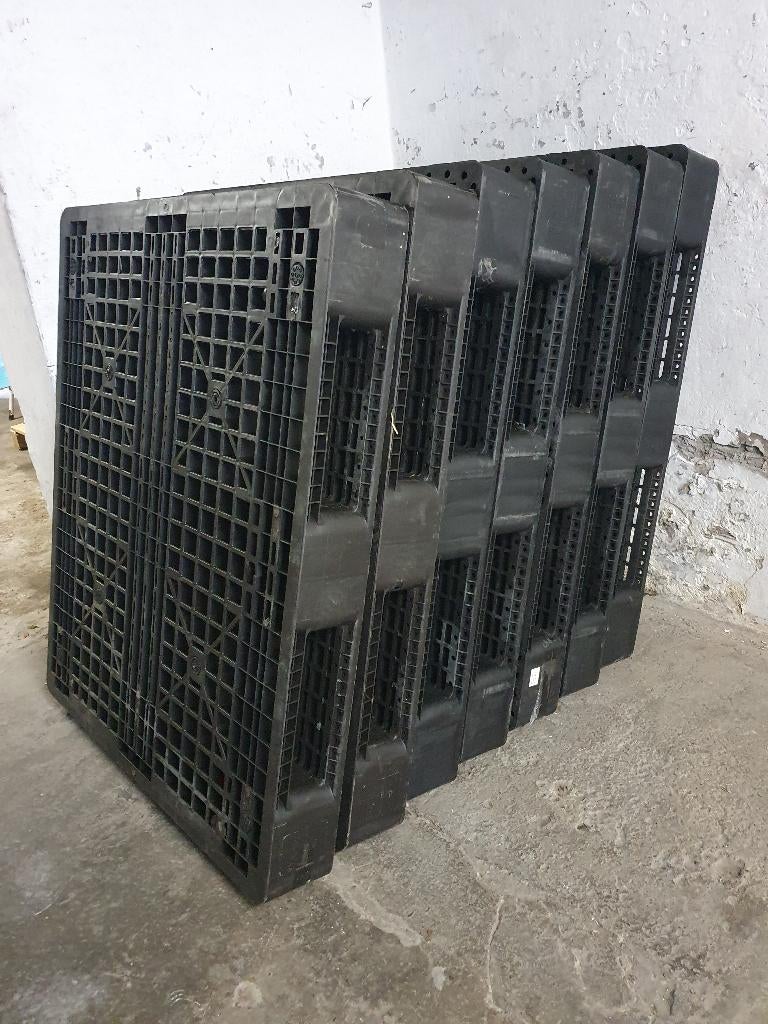 Lot van plastiek -plastic -kunststof paletten, Enlèvement, Utilisé