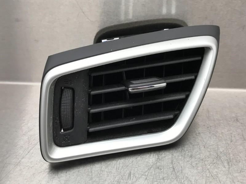 AERATEUR TABLEAU DE BORD Qashqai (J11) (|687614EH0A|), Utilisé, Nissan