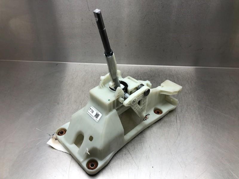 SCHAKELMECHANIEK ABS Hyundai Tucson (TL) (|43700D7260|), Gebruikt, Dhr. M. Roggen, Marinus@Japoto.nl, Stadsweg 37 37
9917 PV  WIRDUM GR., NL