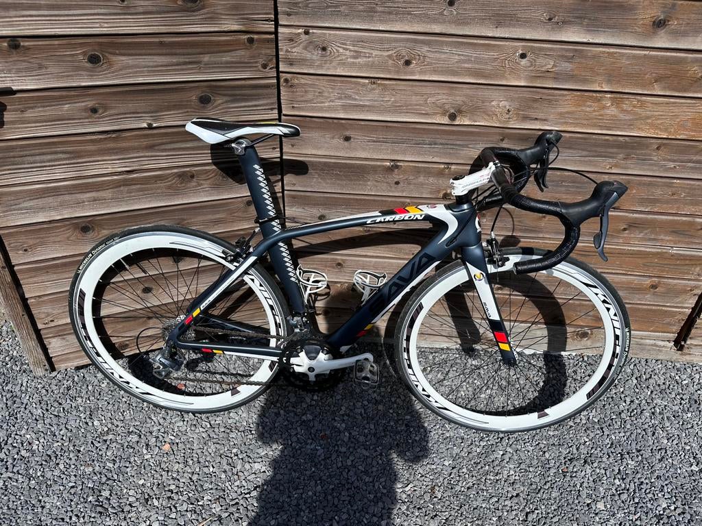 Sportieve carbon racefiets merk SAVA, Fietsen en Brommers, Ophalen, Zo goed als nieuw, Carbon