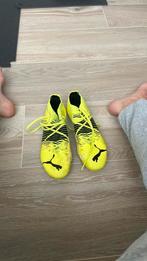 Voetbalschoenen, Sport en Fitness, Voetbal, Ophalen, Zo goed als nieuw, Schoenen