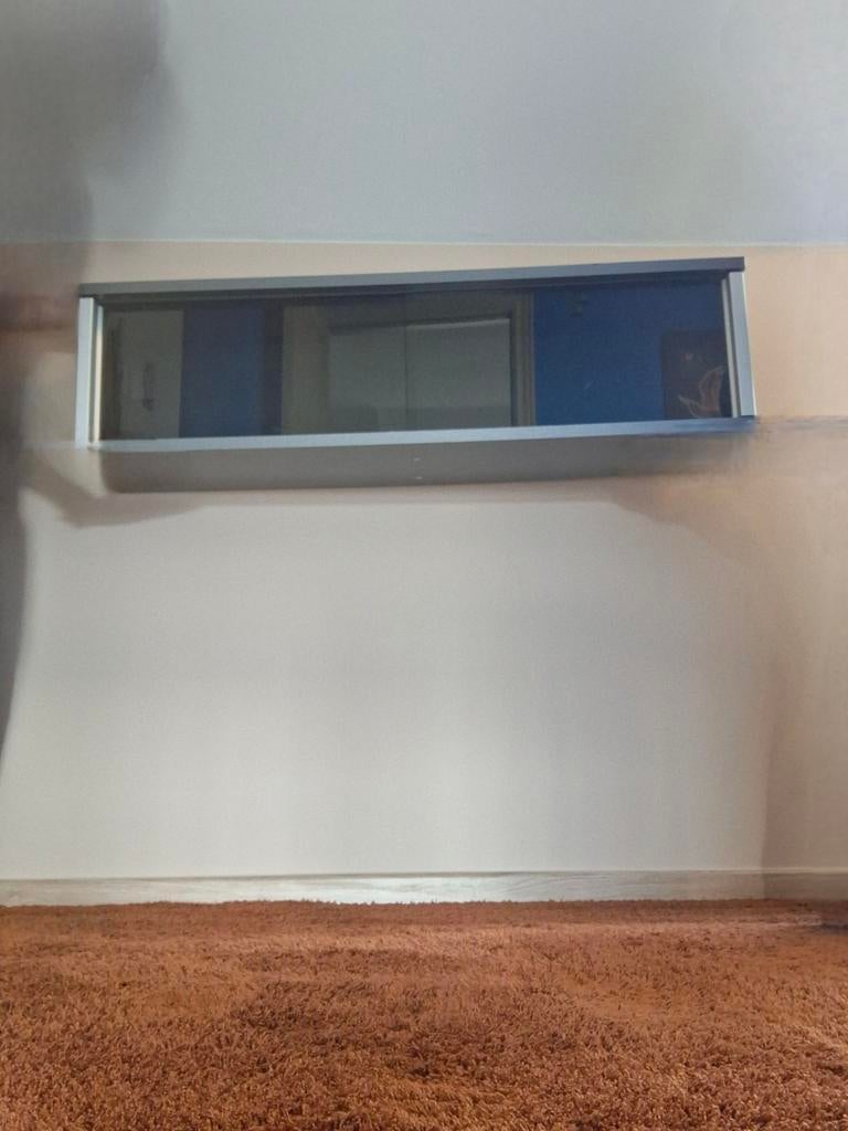 Strak hang kastje met glazen deur, Comme neuf, Enlèvement, 75 à 150 disques, Autres matériaux