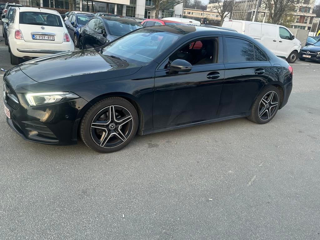 Mercedes A200D AMG LINE, Auto's, USB, 4 cilinders, Zwart, 5 deurs