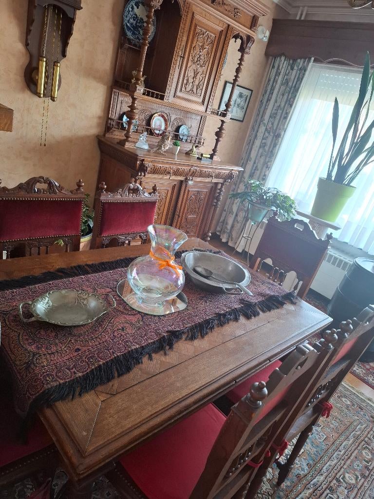 Antieke eetplaats, Ophalen, Gebruikt, Hout, 6 tot 8 stoelen