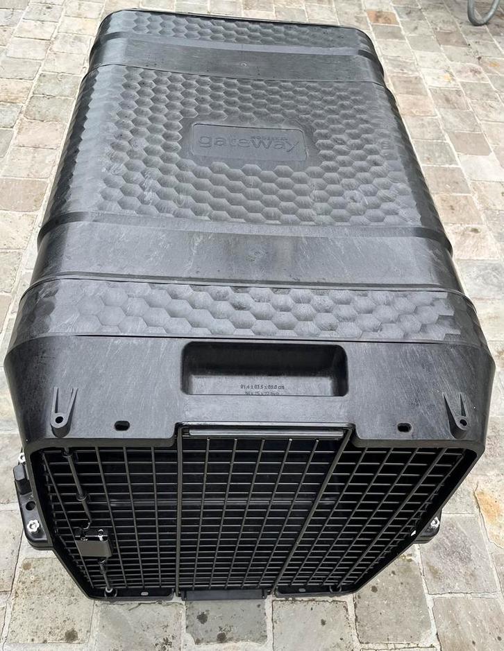 Nieuwe Reiskennel met IATA keurmerk, Dieren en Toebehoren, Hondenbenches, Nieuw, Ophalen