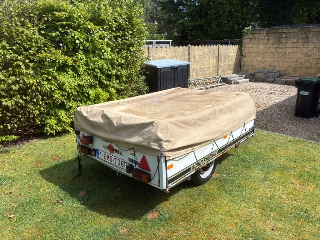 Remorque Alpen Kreuzer 6p., Caravanes & Camping, Alpenkreuzer, Présent, Jusqu'à 6, Beige