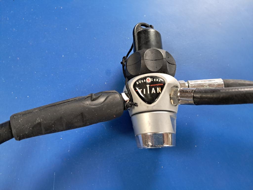 4 détendeurs (plongée), Enlèvement, Utilisé, Autres types