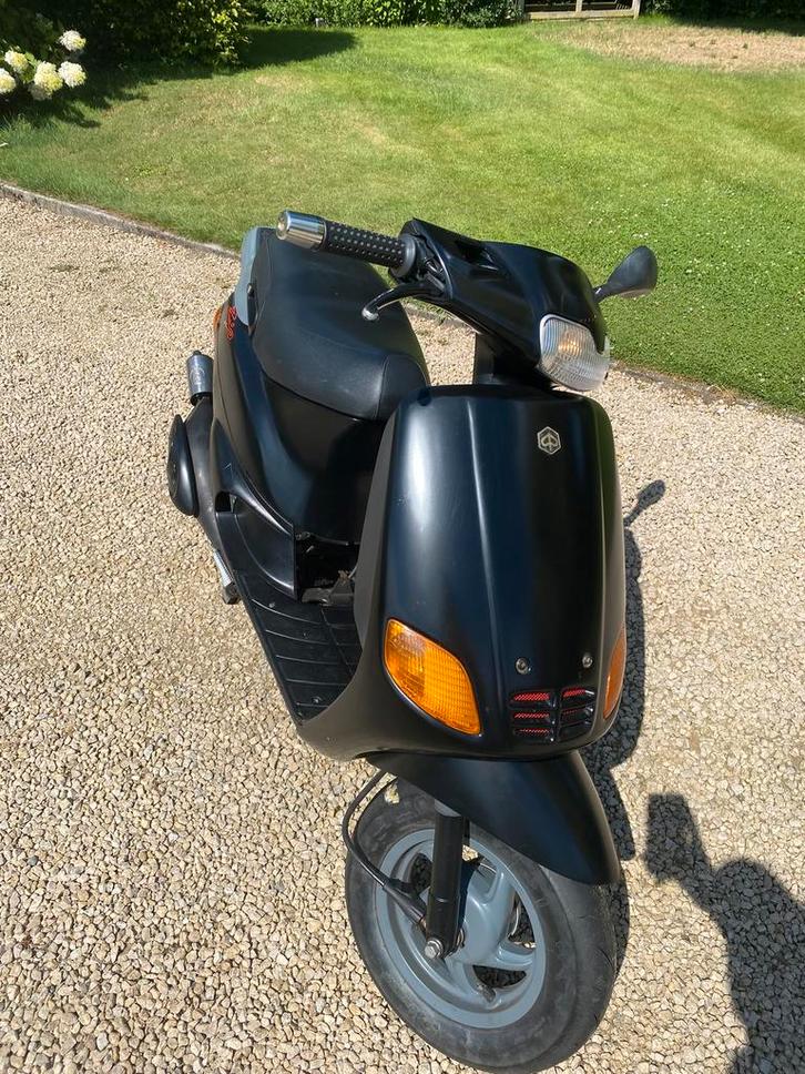 Gezocht zip type 2/3, Fietsen en Brommers, Scooters | Piaggio, Zo goed als nieuw, Zip, Klasse B (45 km/u), Tweetakt, Ophalen