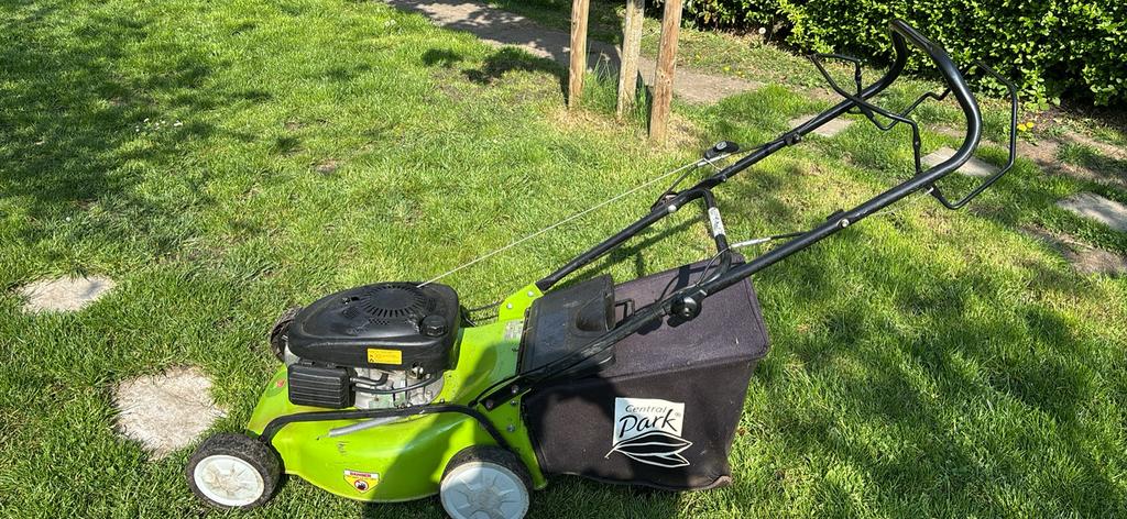 Tondeuse thermique, Enlèvement, Comme neuf