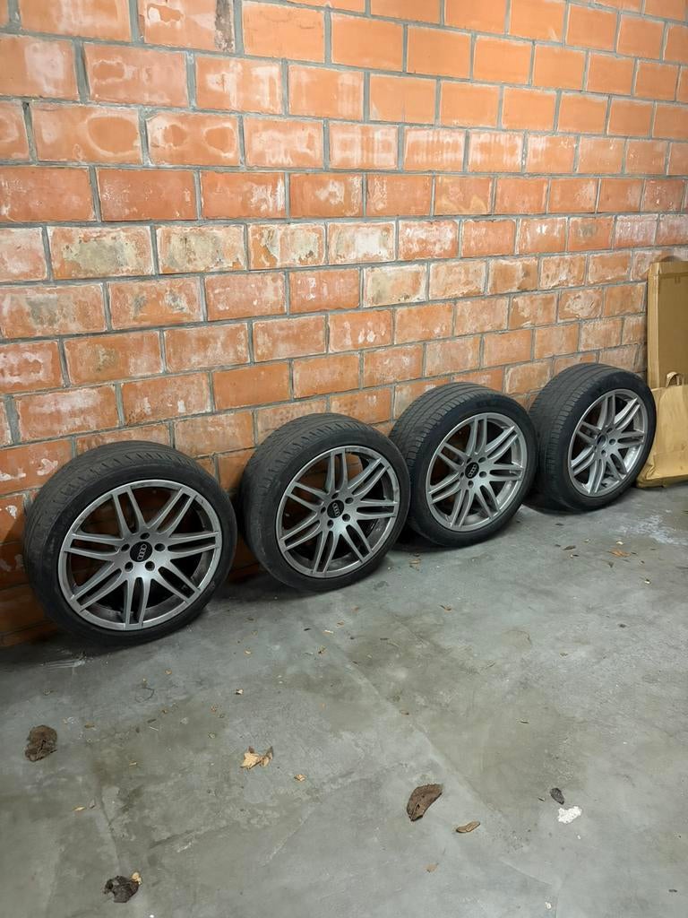 Jantes Audi A4/A5 18 pouces, Autos : Pièces & Accessoires, Pneus & Jantes, 245 mm, Véhicule de tourisme, Pneus été, 18 pouces