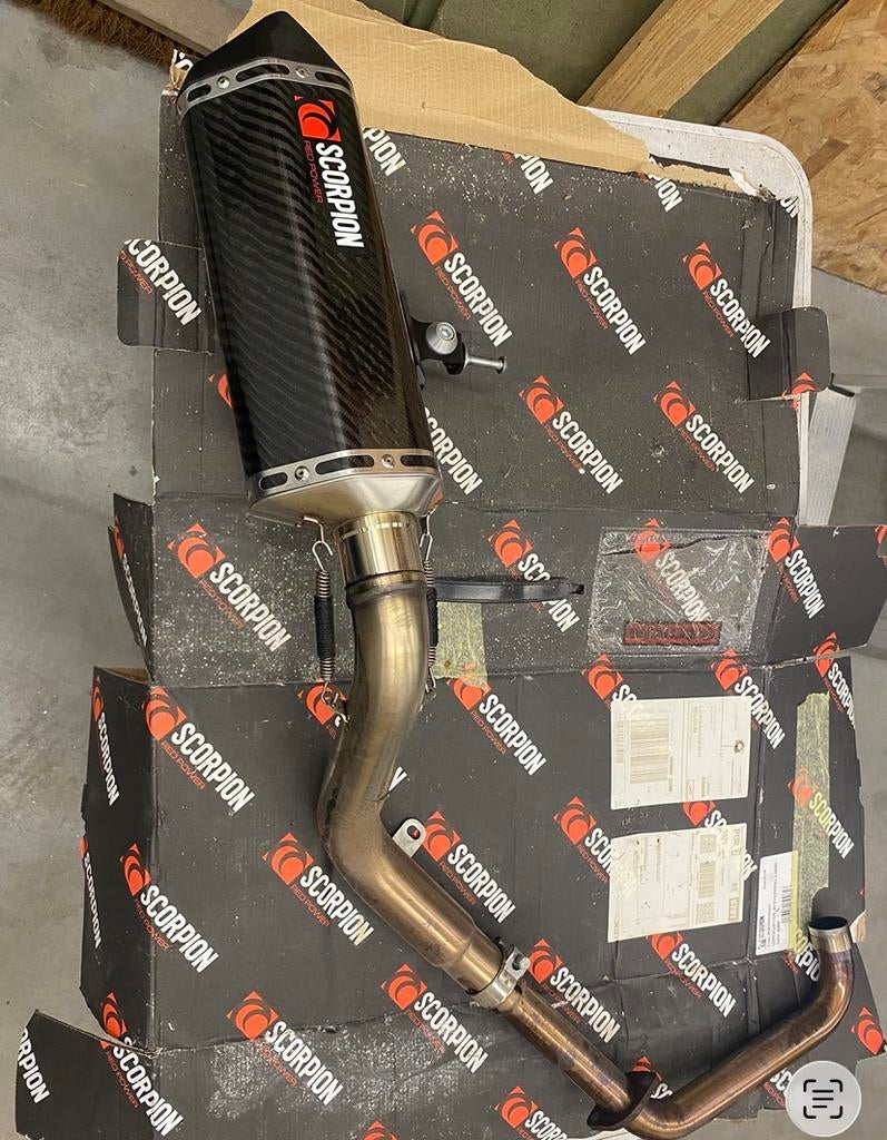 Uitlaat honda cb 125r scorpion, Motos, Enlèvement, Neuf