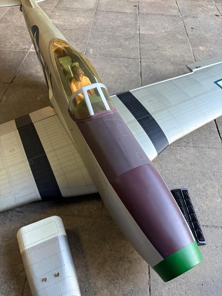 P51 Mustang Kyosho, Hobby en Vrije tijd, Modelbouw | Vliegtuigen en Helikopters, Gebruikt, Vliegtuig, Groter dan 1:72, Overige merken