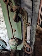 pompe en fonte antique, Enlèvement, Utilisé, Autres types