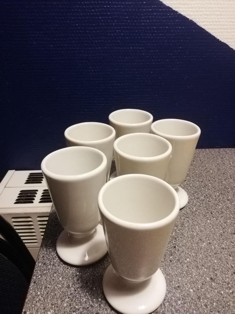 6 jolis mazagrans blancs, état impeccable, Maison & Meubles, Cuisine | Vaisselle, Enlèvement, Neuf, Tasse(s) et/ou soucoupe(s)