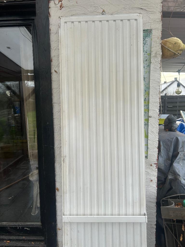 Ophang chauffage badkamer, Doe-het-zelf en Bouw, Ophalen, Radiator, Zo goed als nieuw, 60 tot 150 cm