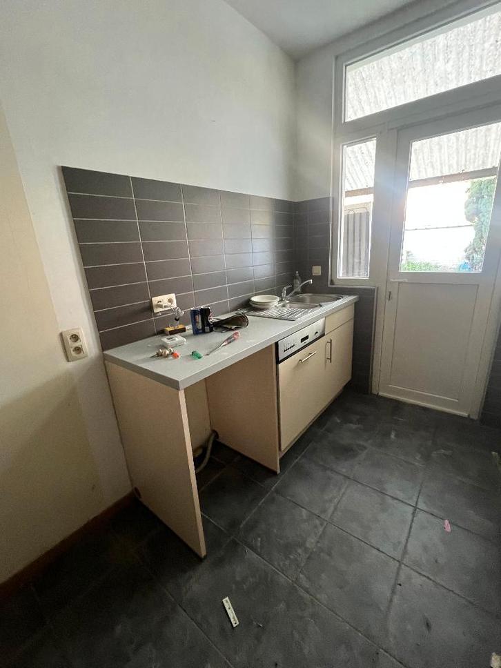 Cuisine équipée, Maison & Meubles, Cuisine | Cuisines complètes, Utilisé, Cuisine à paroi simple, Brun, Composite, Enlèvement