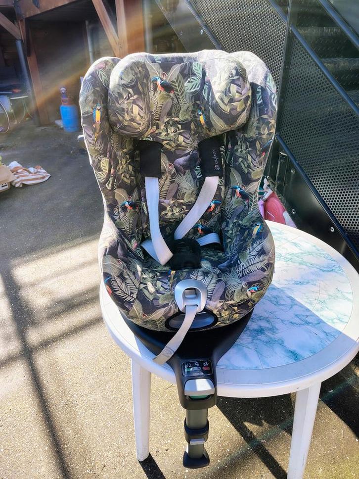 Cybex sirona Z i-size, Enfants & Bébés, Sièges auto, Isofix, Enlèvement