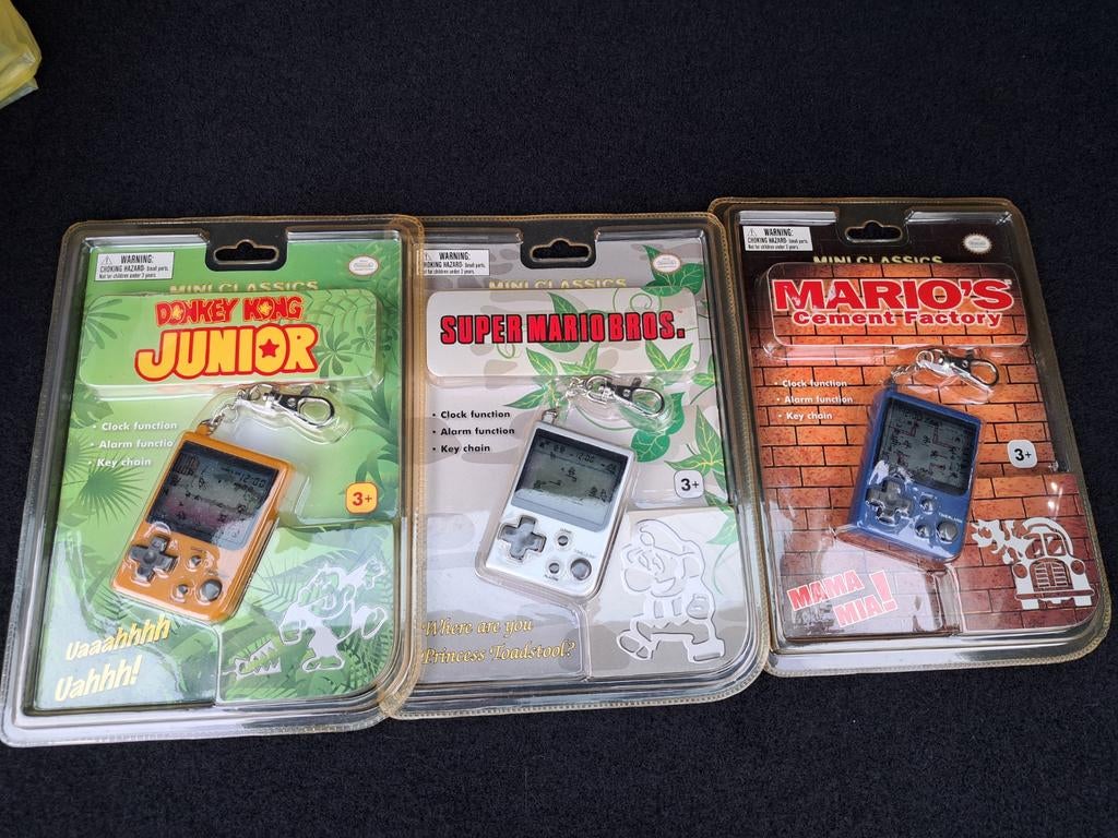 Nintendo game&watch mini neuf sous blister rigide New, Consoles de jeu & Jeux vidéo, Enlèvement ou Envoi, Neuf