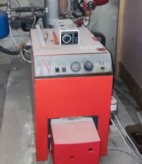 Chaudière fioul ACV N2 – 2009 – bon état, Bricolage & Construction, Chauffage & Radiateurs, Enlèvement, Utilisé, 80 cm ou plus