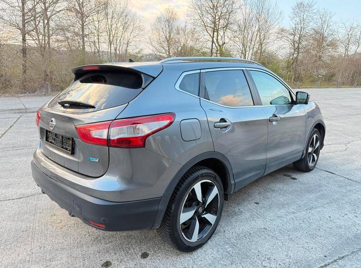 NISSAN QASHQAI 1.5 DCI ** PANORAMADAK ** NAVIGATIE * CAMERA, Auto's, Nissan, Particulier, Qashqai, 360° camera, 4x4, ABS, Achteruitrijcamera