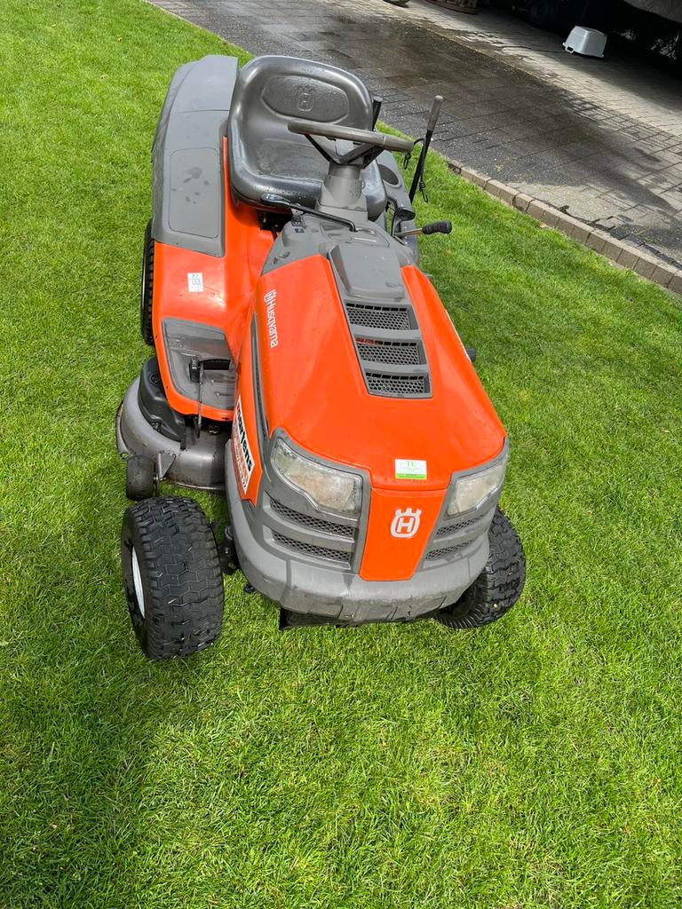 Husqvarna Zitmaaier in zeer goede staat, Tuin en Terras, Ophalen, Gebruikt, Opvangbak, 90 tot 120 cm