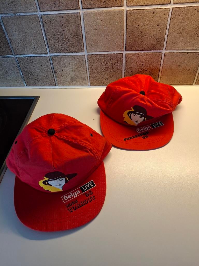 Pet van Rock Torhout 1995 en pet van Pukkelpop 1995, Ophalen of Verzenden