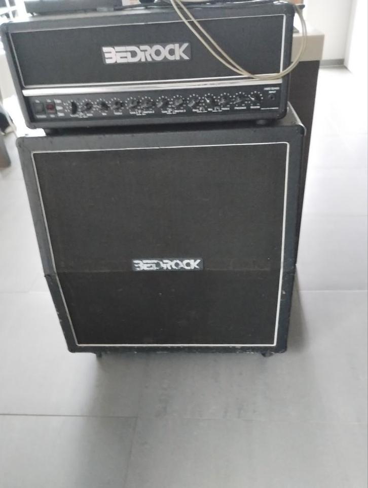 Bedrock tube amp 1000series
3ch buizen amp USA en cab, Muziek en Instrumenten, Versterkers | Bas en Gitaar, Gitaar, Ophalen