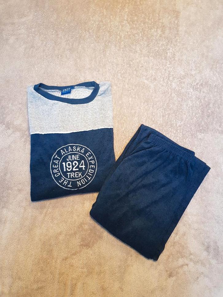 Pyjama - taille 176, Enfants & Bébés, Vêtements enfant | Taille 176, Comme neuf, Garçon, Vêtements de nuit ou Sous-vêtements, Enlèvement ou Envoi