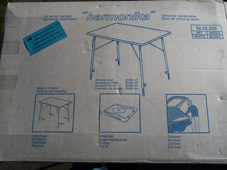 table de camping dans sa boîte d'origine, Caravanes & Camping, Meubles de camping, Neuf, Table de camping, Enlèvement