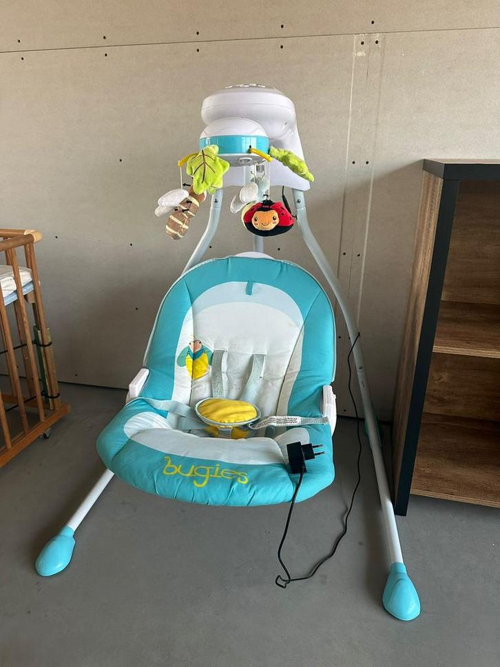 Schommelstoel bugies, Enfants & Bébés, Relax bébé, Comme neuf, Siège de balançoire, Autres marques, Avec ceinture(s), Réglable