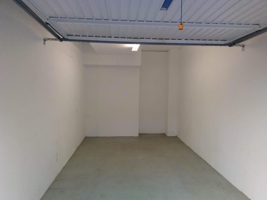 garagebox, Immo, Garages & Places de parking, Louvain