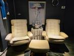Twee zetels, verstelbare rug, beide met poef., Ophalen, Eenpersoons, Zo goed als nieuw, Minder dan 150 cm