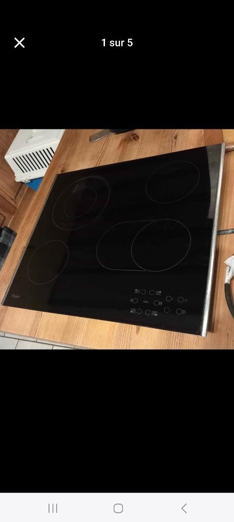 Taque de cuisson en vitrocéramique, Electroménager, Tables de cuisson, Utilisé, Encastré, 4 zones de cuisson, Enlèvement