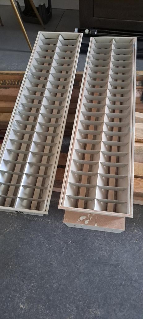 2 tl armaturen in goede staat. Enkel afstoffen., Ophalen, Gebruikt, Lamp met armatuur