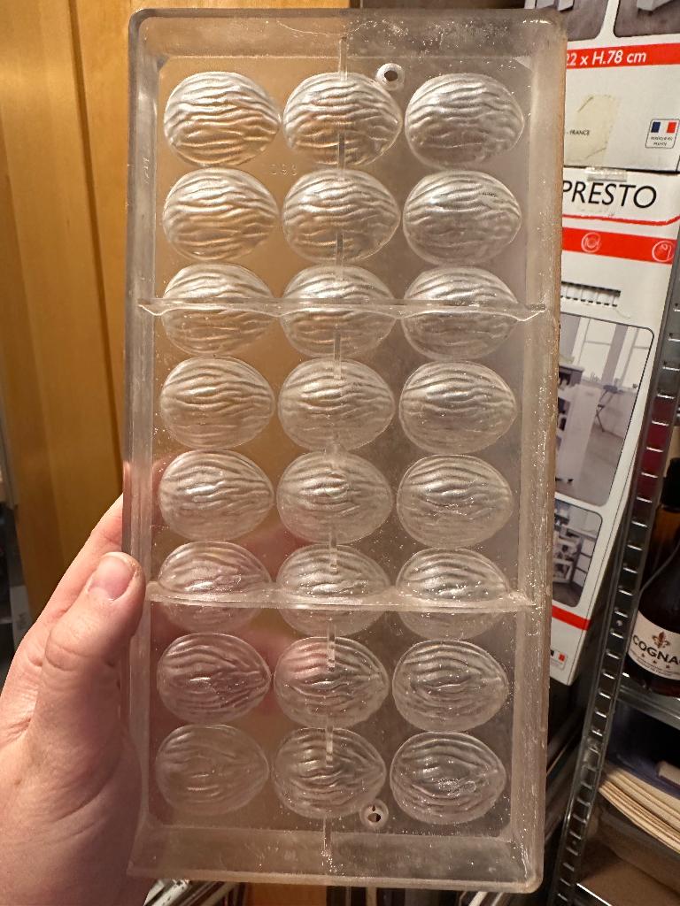 Chocoladevorm walnoot half Chocolateworld, Ophalen, Gebruikt, Overige typen