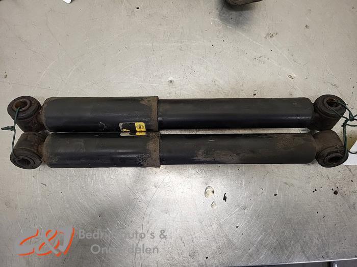 Schokdemper set van een Mercedes Vito, Gebruikt, -, Ophalen of Verzenden, -