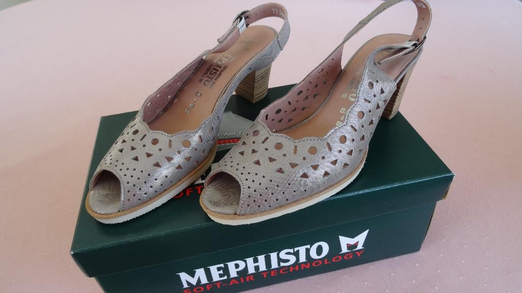 MEPHISTO SCHOENEN MAAT 37, Mephisto, Beige, Ophalen of Verzenden, Zo goed als nieuw