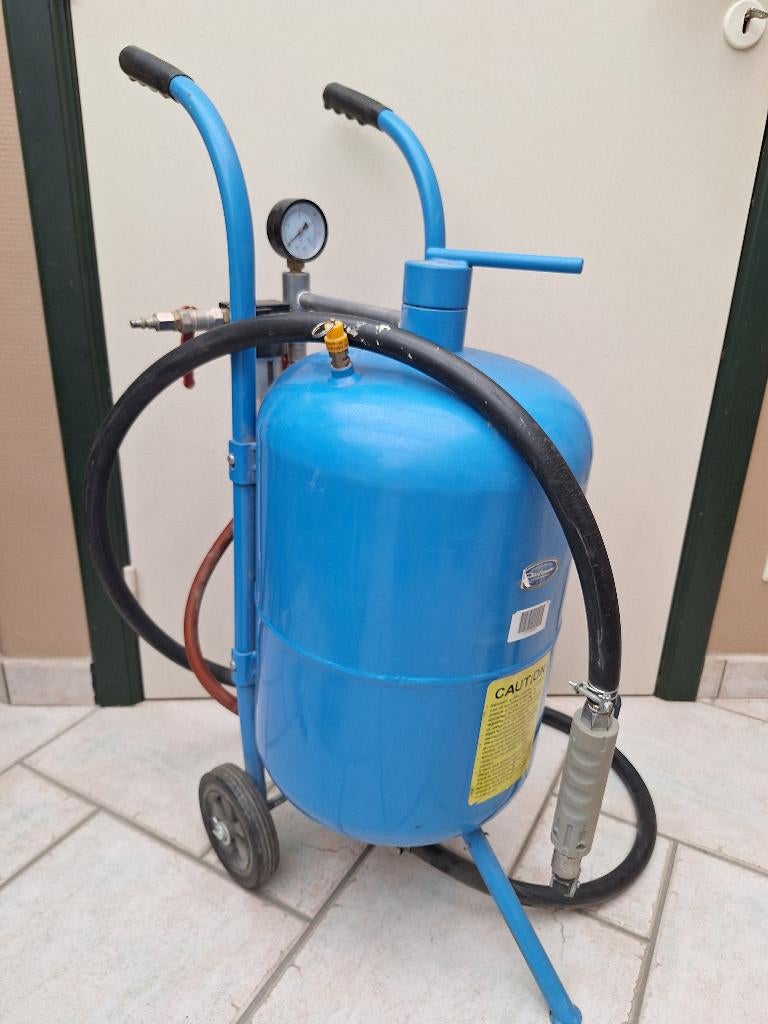 Straalketel voor luchtgommen, Ophalen, Gebruikt