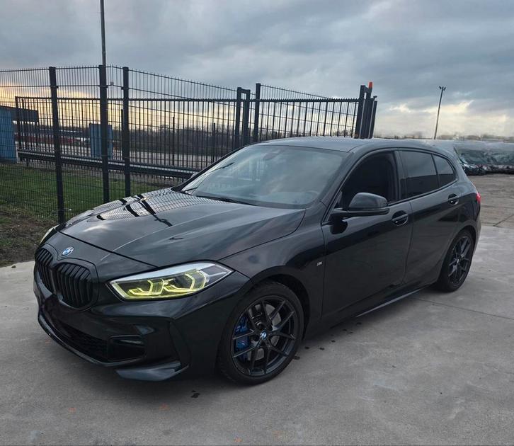 Bmw 120d xdrive automaat full m-pack 180pk, Auto's, BMW, Particulier, 1 Reeks, 4x4, ABS, Achteruitrijcamera, Adaptieve lichten