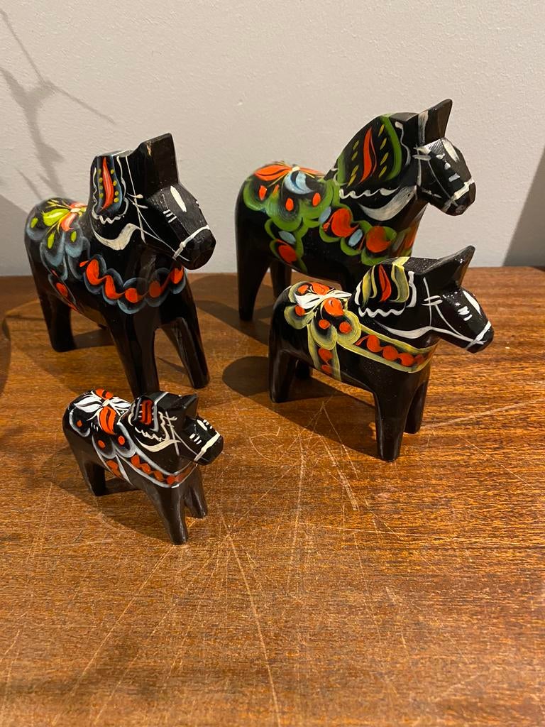 Vintage Zweedse paardjes, Ophalen