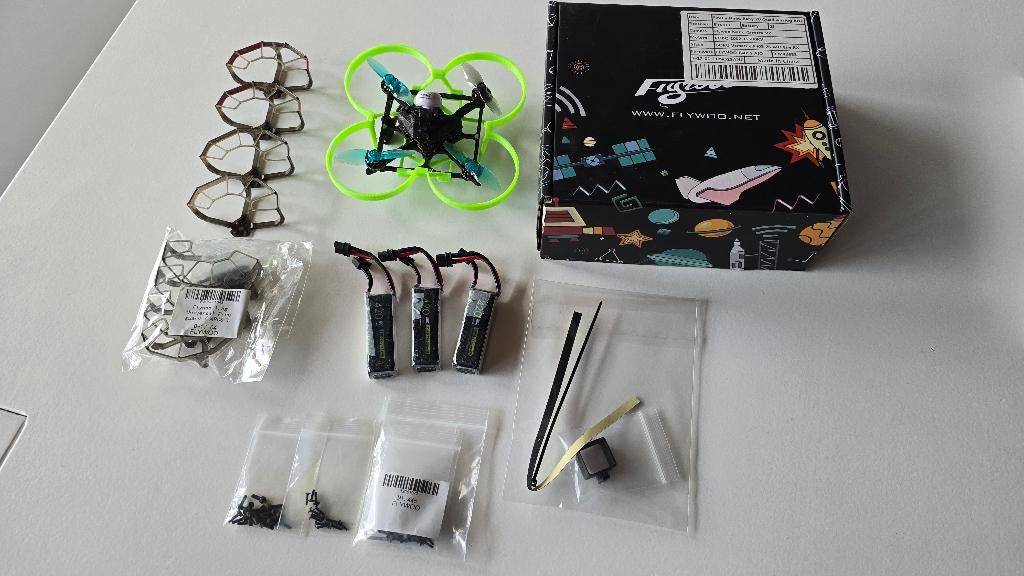 Flywoo Firefly 2s fpv drone, TV, Hi-fi & Vidéo, Drones, Batterie(s) supplémentaire(s), Enlèvement ou Envoi, Moins de 250 g, Drone de course