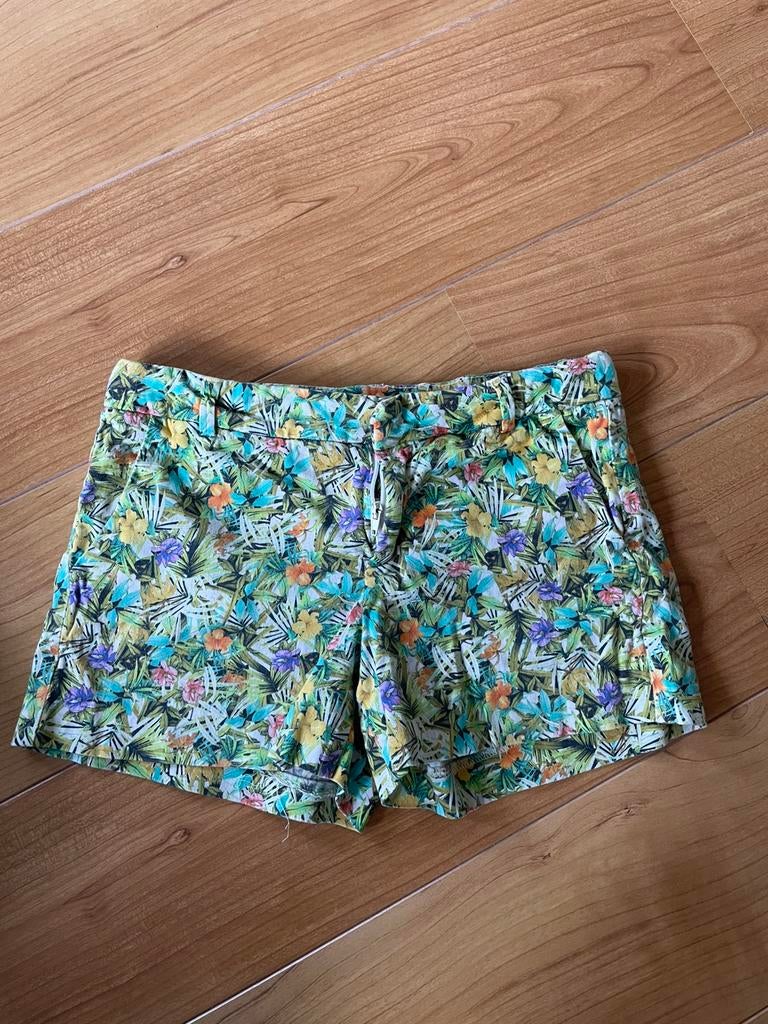 Mooie short 122/128, Enfants & Bébés, Vêtements enfant | Taille 122, Enlèvement ou Envoi, Comme neuf