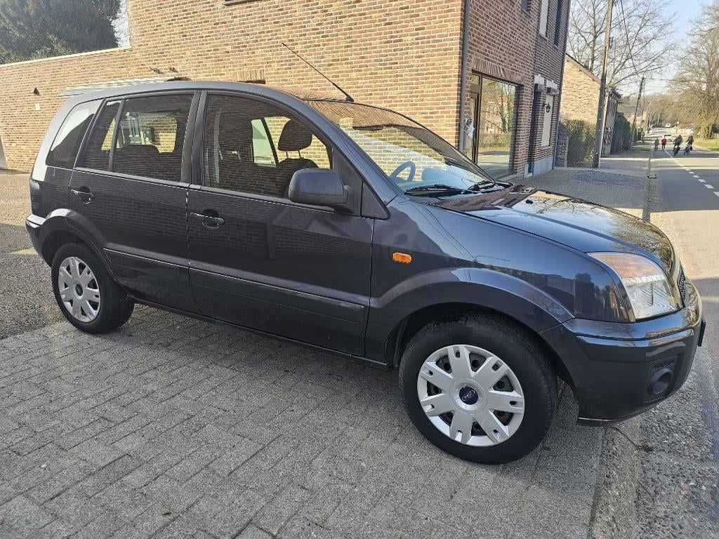 Ford Fusion 1.4i Benzine AUTOMAAT(Bouw2010/136.000km), Auto's, Ford, Electronic Stability Program (ESP), Stof, Fusion, Bedrijf