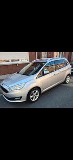 FORD GRAND cmax 1.5 tdci 120 ch 7 places euro 6B

160000 km, Achat, Noir, Particulier, Volant chauffant