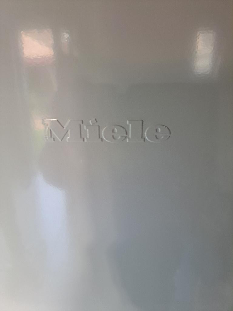 Miele diepvries, Elektronische apparatuur, Gebruikt, 160 cm of meer, Ophalen, Vrieskast