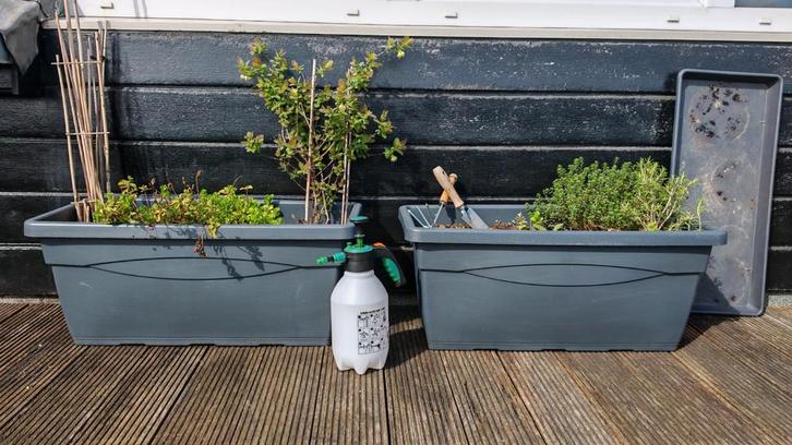 Urban gardening set – 2 grote plantenbakken + tools, Tuin en Terras, Bloembakken en Plantenbakken, Zo goed als nieuw, Overige materialen